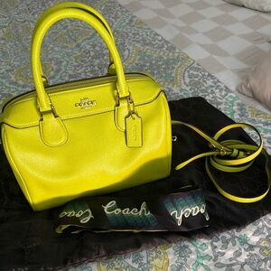 coach bag lime green with twilly and strap